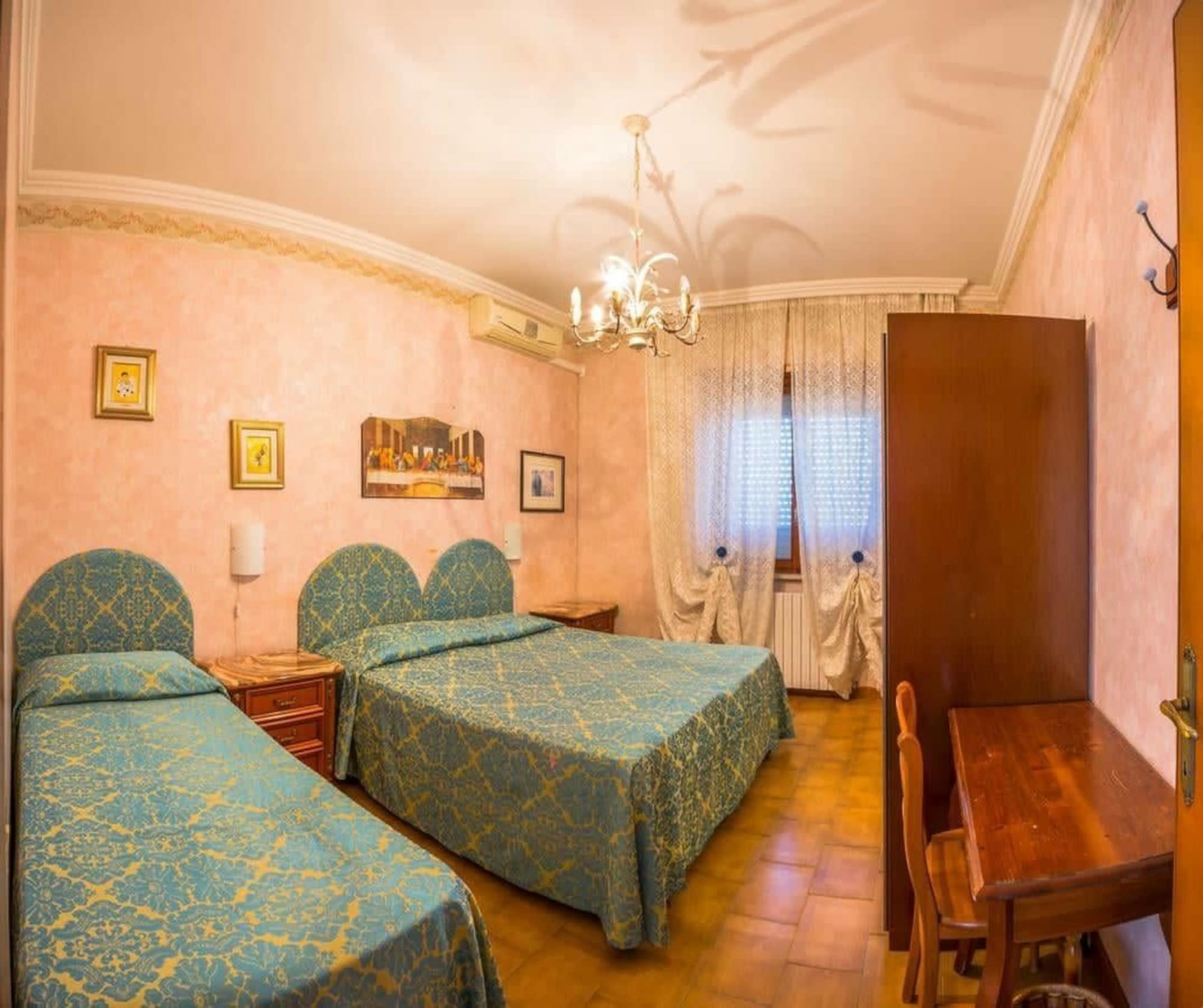 Hillary House Hotell Fiumicino Eksteriør bilde